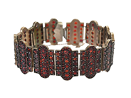 Jewellery, BRACELET, non-precious metal, in auction: Lilla jewellery – Tuesday 2 December