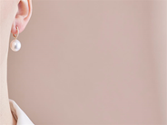 Jewellery - PEARL EARRINGS, 18K gold - View 3