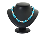 Jewellery, NECKLACE, turquoise imitations in glass approx. 10 mm, in auction: Lilla jewellery – Tuesday 2 December