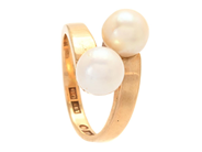 Jewellery, PEARL  RING, 18K gold, in auction: Christmas – Saturday 13 December