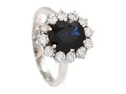 Jewellery, CLUSTER RING, 14K white gold, in auction: Christmas – Saturday 13 December