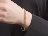 Jewellery - TENNIS BRACELET, 18K gold - View 3