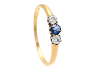 Jewellery, THREE STONE RING, 18K gold/platinum, in auction: Lilla jewellery – Tuesday 2 December