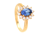 Jewellery, CLUSTER RING, 18K gold, in auction: Christmas – Saturday 13 December