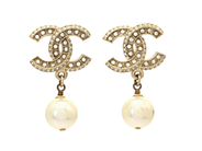 Jewellery, EARRINGS, CHANEL, in auction: Fashionable – Thursday 18 December