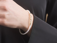 Jewellery - PEARL BRACELET, 18K gold/white gold - View 3