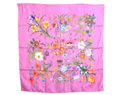 Accessories, SCARF, GUCCI, in auction: Fashionable – Thursday 18 December