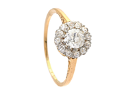 Jewellery, CLUSTER RING, 18K gold, in auction: Christmas – Saturday 13 December