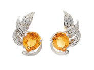 Jewellery, EARRINGS, 18K white gold, in auction: Christmas – Saturday 13 December