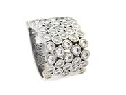 Jewellery, RING, 18K white gold, in auction: Christmas – Saturday 13 December