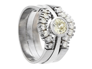 Jewellery - RING, 3 joined rings - View 1