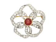 Jewellery, BROOCH, 14K white gold/gold, in auction: NewYear – Saturday 27 December 2025
