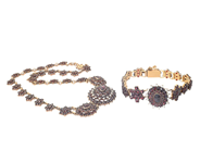 Jewellery, JEWELLERY SET, necklace, in auction: General – Tuesday 3 March