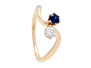 Jewellery - TWO STONE CROSS OVER RING, 18K gold - View 1