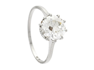 Jewellery, SOLITAIRE RING, platinum, in auction: NewYear – Saturday 27 December 2025
