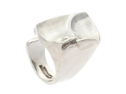 Jewellery, BJÖRN WECKSTRÖM, ring Sagitta, in auction: Modern – Saturday 17 January 2026