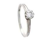 Jewellery, SOLITAIRE RING, platinum, in auction: Lilla jewellery – Tuesday 27 January