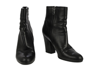 Clothes, SHOES, PRADA, in auction: Fashionable – Thursday 5 February