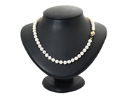 Jewellery, PEARL NECKLACE, cultured salt water pearls approx. 6,5-7 mm, in auction: Lilla jewellery – Tuesday 27 January