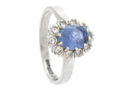 Jewellery, CLUSTER RING, 18K white gold, in auction: Classic – Saturday 24 January