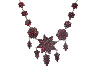 Jewellery, NECKLACE, yellow metal, in auction: General – Tuesday 3 March