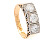 Jewellery - THREE STONE RING, 18K gold - View 1