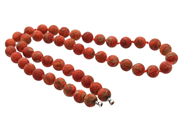 Jewellery, NECKLACE, beads of treated coral approx. 8 mm, in auction: Lilla jewellery – Tuesday 24 February