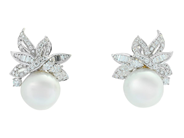 Jewellery, PEARL EARRINGS, 18K white gold, in auction: Classic – Saturday 21 March