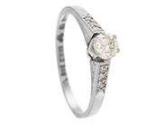 Jewellery, RING, 18K white gold, in auction: Lilla jewellery – Tuesday 24 March