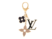 Accessories - LOUIS VUITTON, KEY-RING - View 1