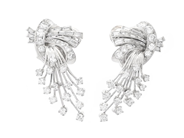 Jewellery, EARRINGS, 18K white gold/platinum, in auction: Classic – Saturday 21 March