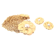 Jewellery, SET OF JEWELLERY, ROSHCAS necklace and earrings, in auction: General – Tuesday 31 March