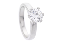 Jewellery, SOLITAIRE RING, platinum 950, in auction: Classic – Saturday 21 March