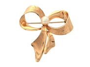 Jewellery, BROOCH, 18K gold, in auction: General – Tuesday 31 March