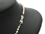 Jewellery - PEARL NECKLACE, cultured pearls - View 2