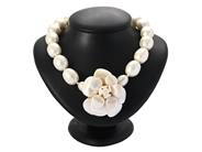 Jewellery - CHANEL, NECKLACE - View 3