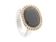 Jewellery, RING, gold/silver, in auction: Lilla jewellery – Tuesday 24 March