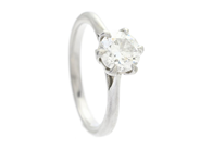 Jewellery, SOLITAIRE RING, platinum, in auction: Classic – Saturday 21 March