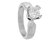 Jewellery, SOLITAIRE RING, 18K white gold, in auction: Lilla jewellery – Tuesday 21 April