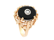 Jewellery - RING. 18K gold, flat culet onyx - View 1