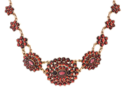 Jewellery, NECKLACE, gilt silver, in auction: Lilla jewellery – Tuesday 21 April