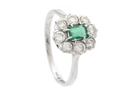 Jewellery, CLUSTER RING, 18K white gold, in auction: Lilla jewellery – Tuesday 21 April