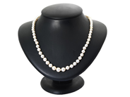 Jewellery, PEARL NECKLACE, cultured pearls, in auction: Lilla jewellery – Tuesday 21 April
