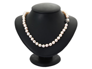 Jewellery, PEARL NECKLACE, cultured pearls, in auction: Lilla jewellery – Tuesday 21 April