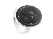 Jewellery, RING, sterling silver, in auction: General – Tuesday 12 May