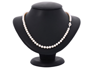 Jewellery, PEARL NECKLACE, cultured pearls approx. 5,4 mm, in auction: General – Tuesday 12 May