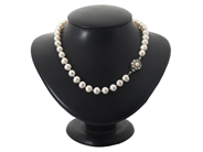 Jewellery, PEARL NECKLACE, clasp in silver, in auction: General – Tuesday 26 May