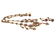 Jewellery, SET OF JEWELLERY, yellow metal, in auction: Lilla jewellery – Tuesday 21 April