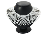 Jewellery, COLLIER/KRAGE, white glass beads approx. 2 mm, in auction: General – Tuesday 12 May