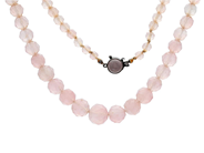 Jewellery, NECKLACE, faceted beads of rose quartz, in auction: General – Tuesday 12 May